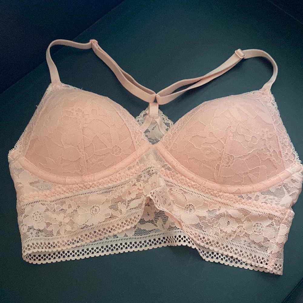 Brand New Victoria Secret Lace Bralette